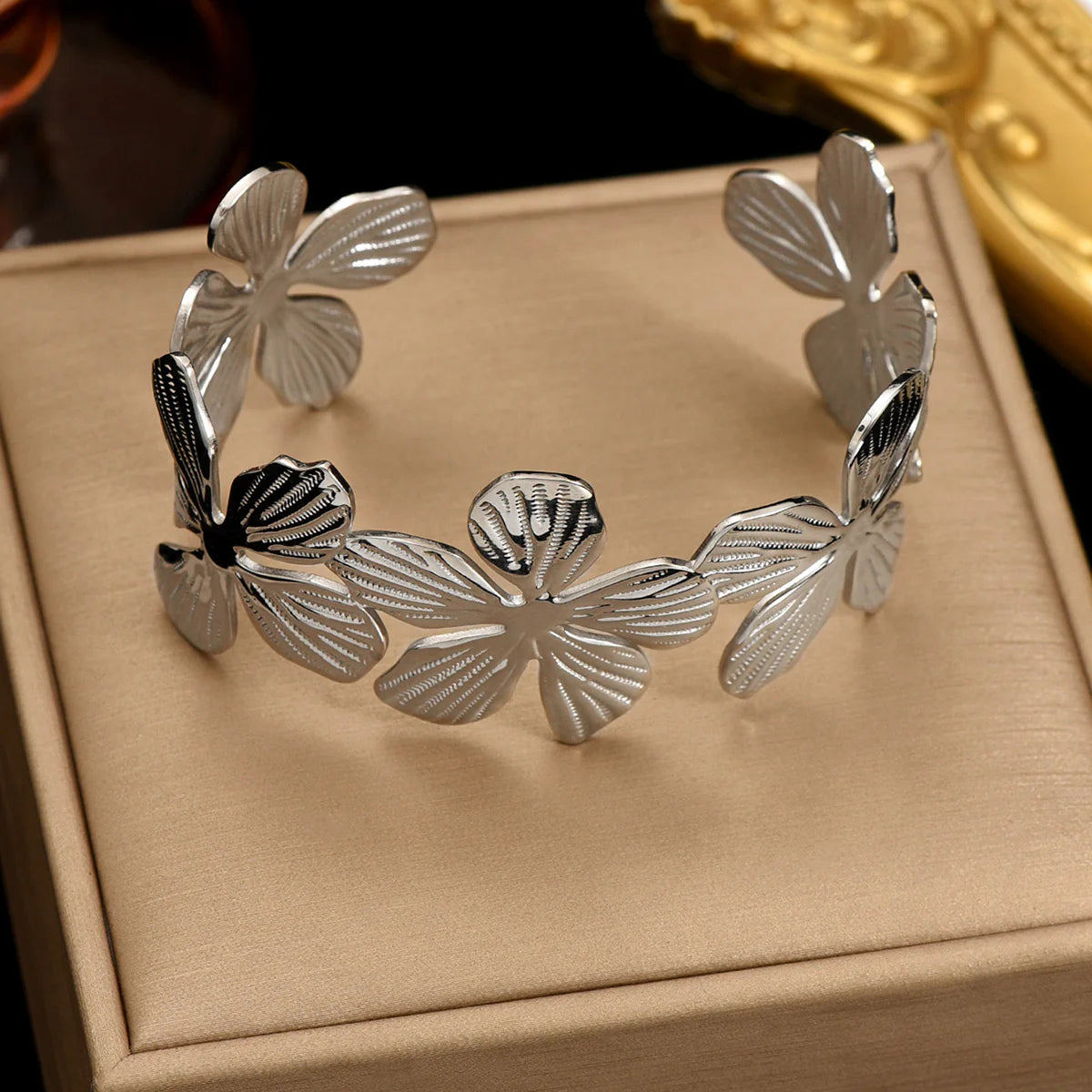 Awe-Inspiring18K Gold Plated Stainless Steel Floral Carved Bracelet